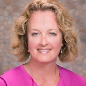 Hillary Wright 2020 headshot